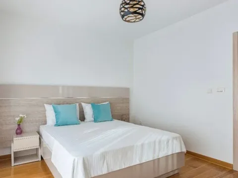 Prodaja, stan, 74m², Budva, Crna Gora - image 8