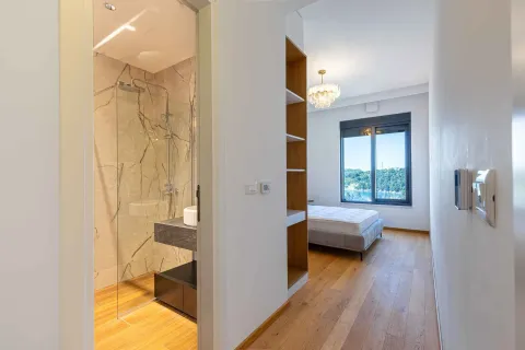 Prodaja, dvosoban stan, 134m², Bečići, Budva - image 16