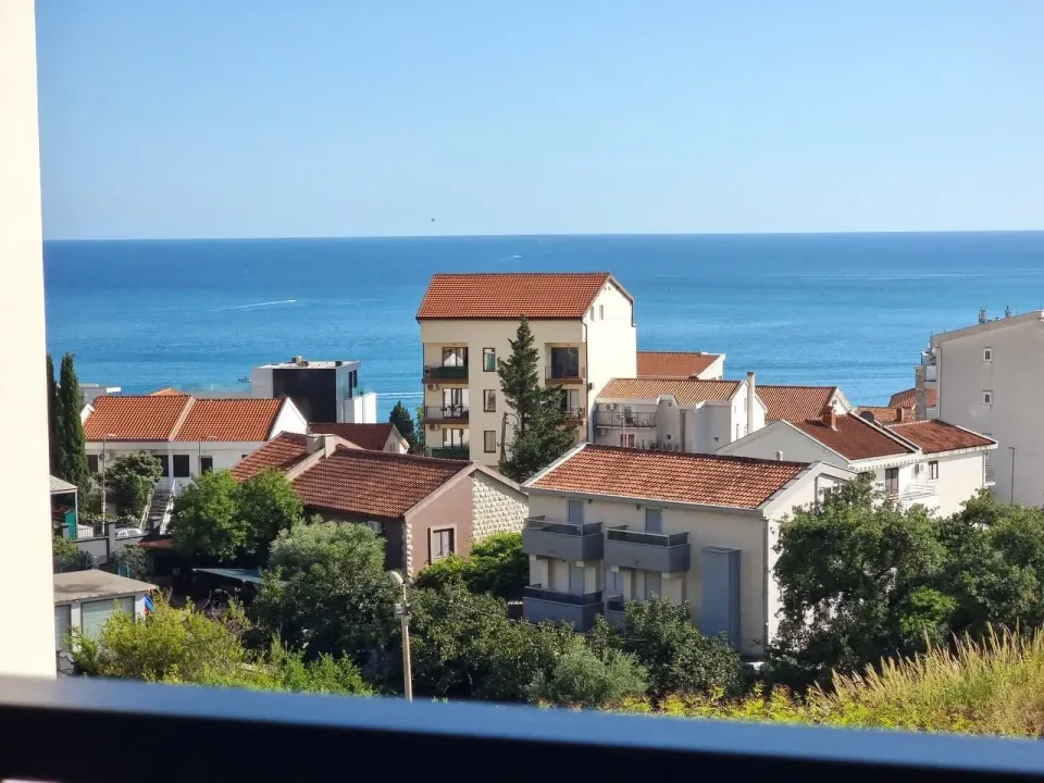 Sale, two bedroom apartment, 71m², Bečići, Budva