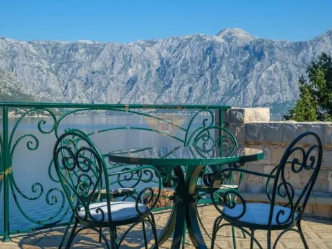 Prodaja, kuća, 300m², Kotor, Crna Gora