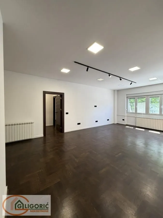 Sale, office space, 103m², Cvetni Trg, Vračar Sve Podlokacije
