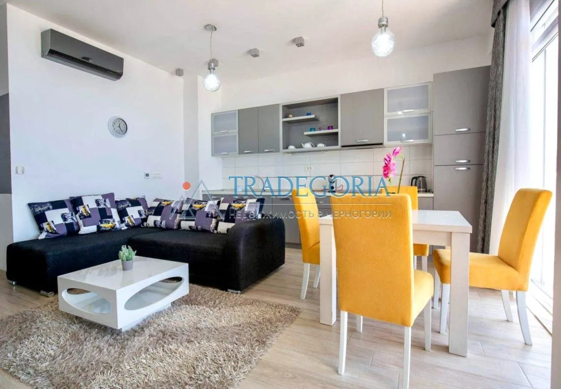 Prodaja, stan, 85m², Dobra Voda, Bar