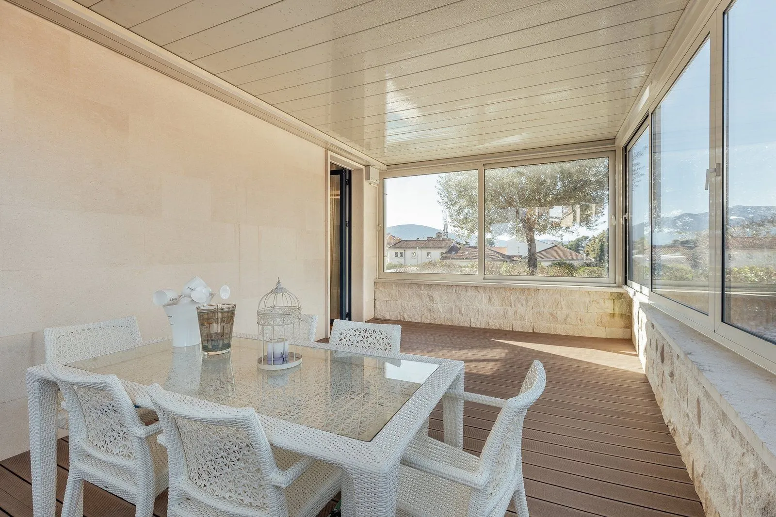 Prodaja, dvosoban stan, 103m², Centar, Tivat