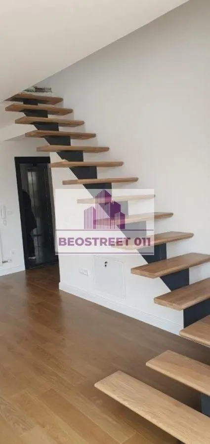 Sale, three bedroom apartment, 85m², Lipov Lad, Zvezdara Sve Podlokacije