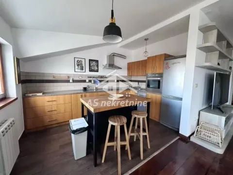 Izdavanje, trosoban stan, 87m², Čubura, Beograd - image 6