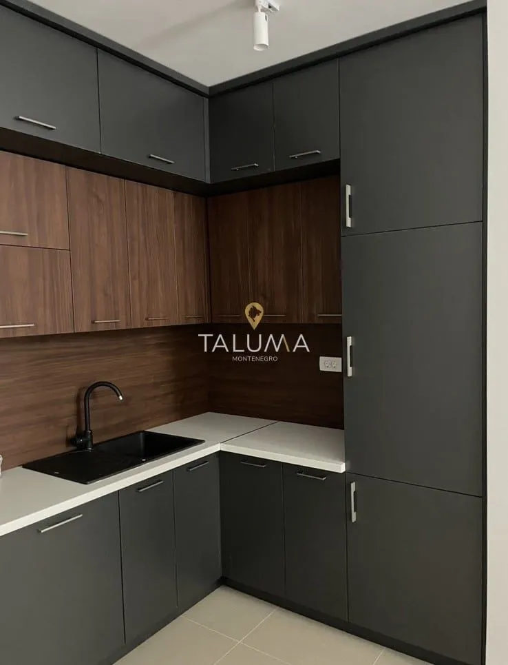 Rent, two bedroom apartment, 69m², City Kvart, Podgorica