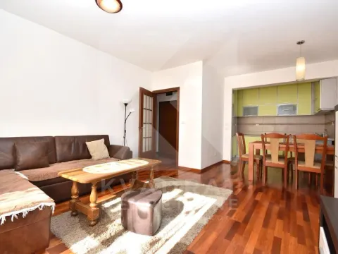 Izdavanje, jednosoban stan, 54m², City Kvart, Podgorica - image 2