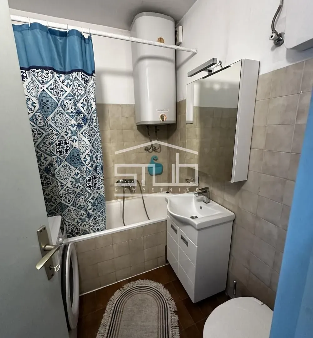 Prodaja, dvosoban stan, 62m², Novi Beograd Blok 72, Novi Beograd Sve Podlokacije