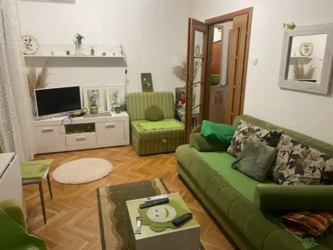 Rent, studio apartment, 31m², Blok 9, Podgorica - image 4