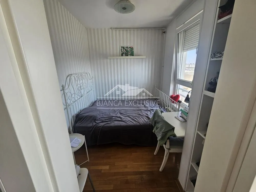 Sale, two bedroom apartment, 68m², Belvil, Beograd