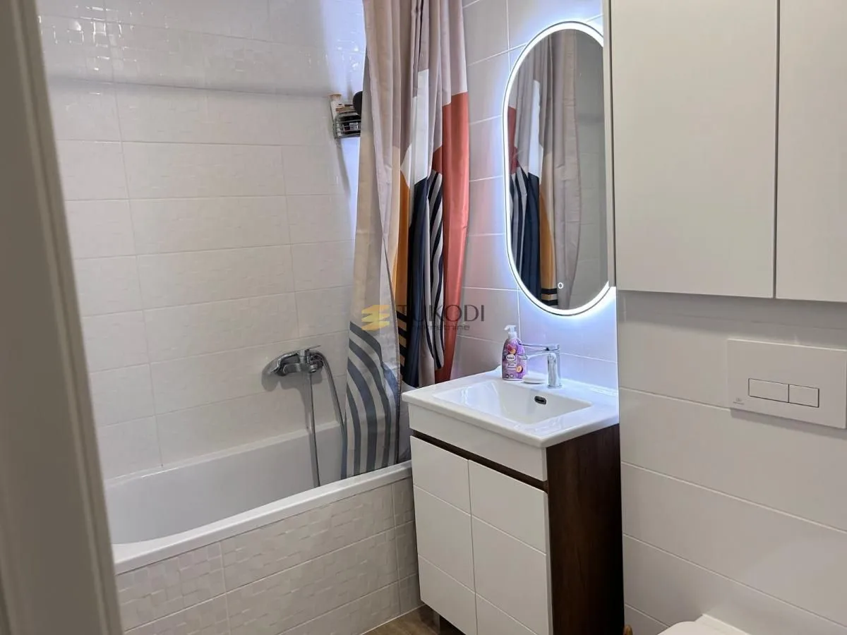 Prodaja, trosoban stan, 58m², Sremska Kamenica, Petrovaradin