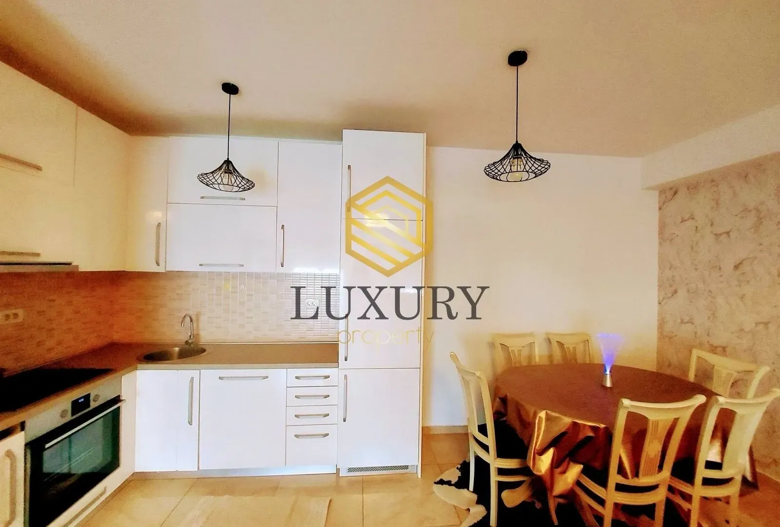 Prodaja, dvosoban stan, 65m², Ljubović, Podgorica