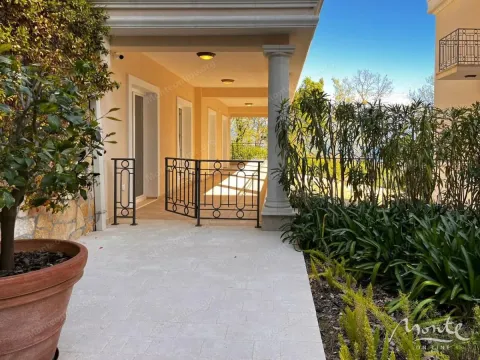 Prodaja, trosoban stan, 158m², Đenovići, Herceg Novi - image 15
