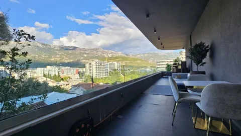 Rent, two bedroom apartment, 69m², Centar, Budva - image 9
