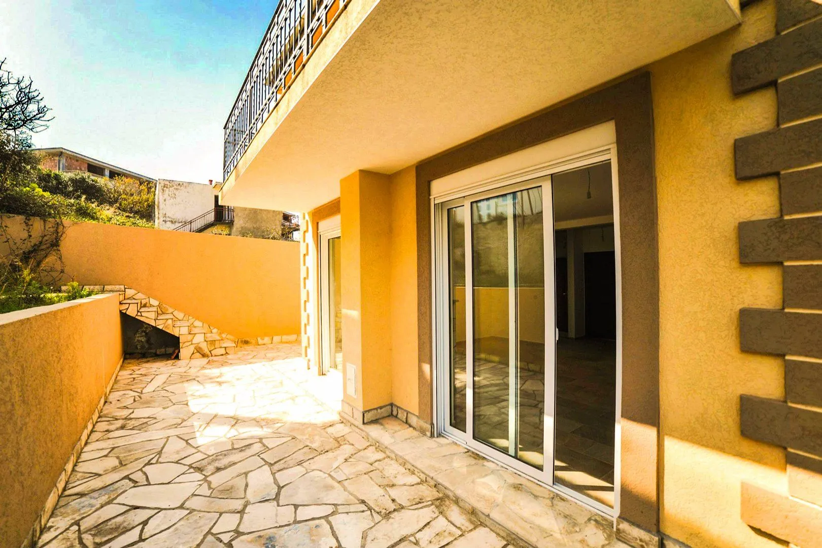 Sale, house, 226m², Utjeha, Bar