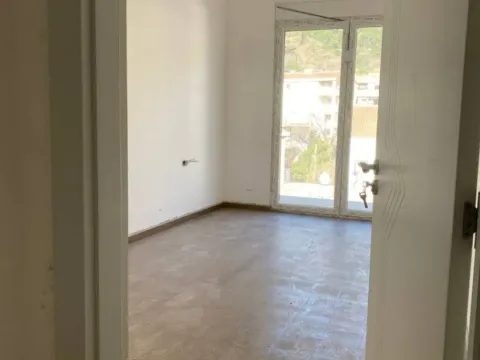 Sale, one bedroom apartment, 51m², Podmaine, Budva - image 4
