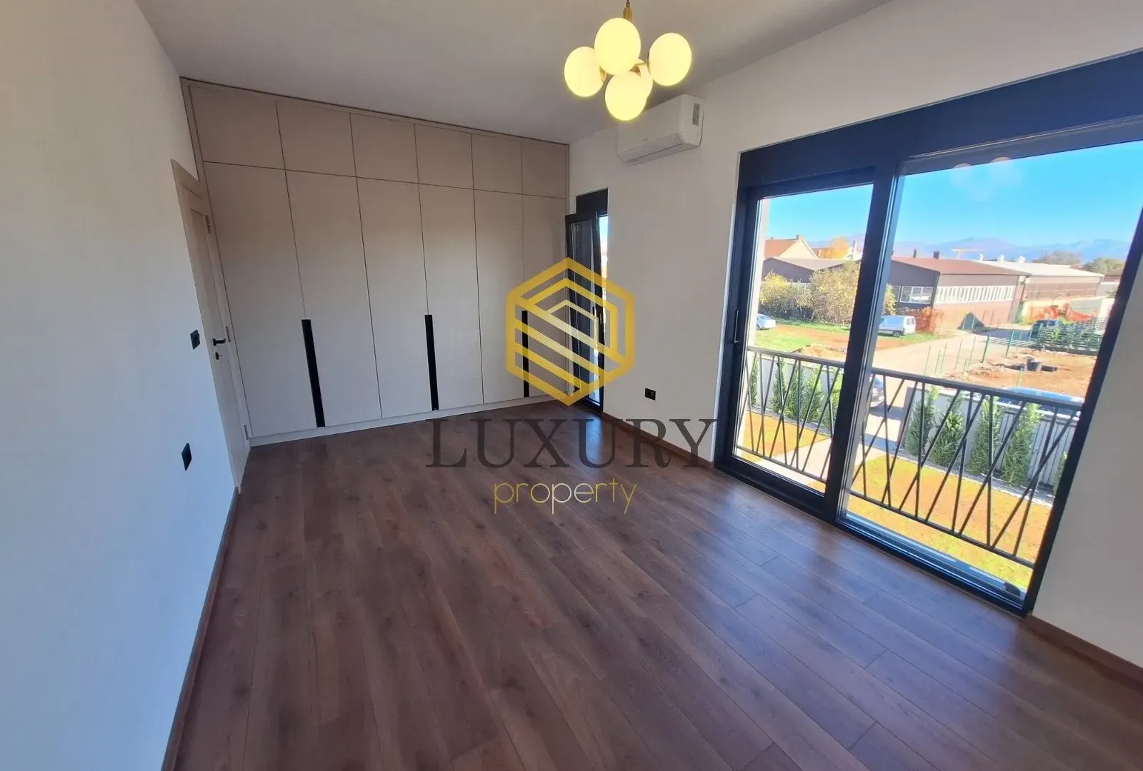Prodaja, kuća, 141m², Gornja Gorica, Podgorica