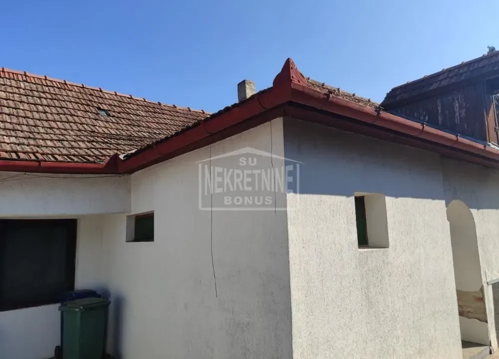Prodaja, kuća, 112m², Ker, Subotica