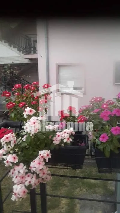 Prodaja, četvorosoban stan, 105m², Zemun Novi Grad, Zemun Sve Podlokacije