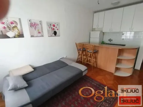 Rent, studio apartment, 25m², Bulevar Oslobodjenja, Novi Sad Sve Podlokacije - image 2