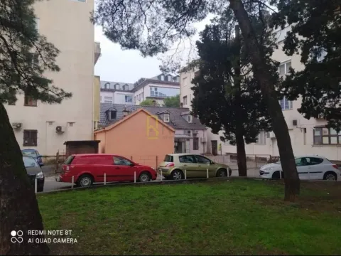 Sale, office space, 60m², Centar, Podgorica - image 2