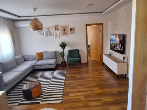 Prodaja, stan, 89m2, Stara Varoš, Podgorica Prodaja, stan, 89m2, Stara Varoš, Podgorica