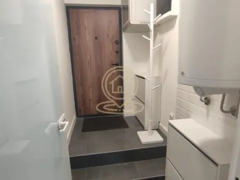 Izdavanje, poslovni prostor, 120m², Mirijevo Sve Podlokacije, Beograd - image 6