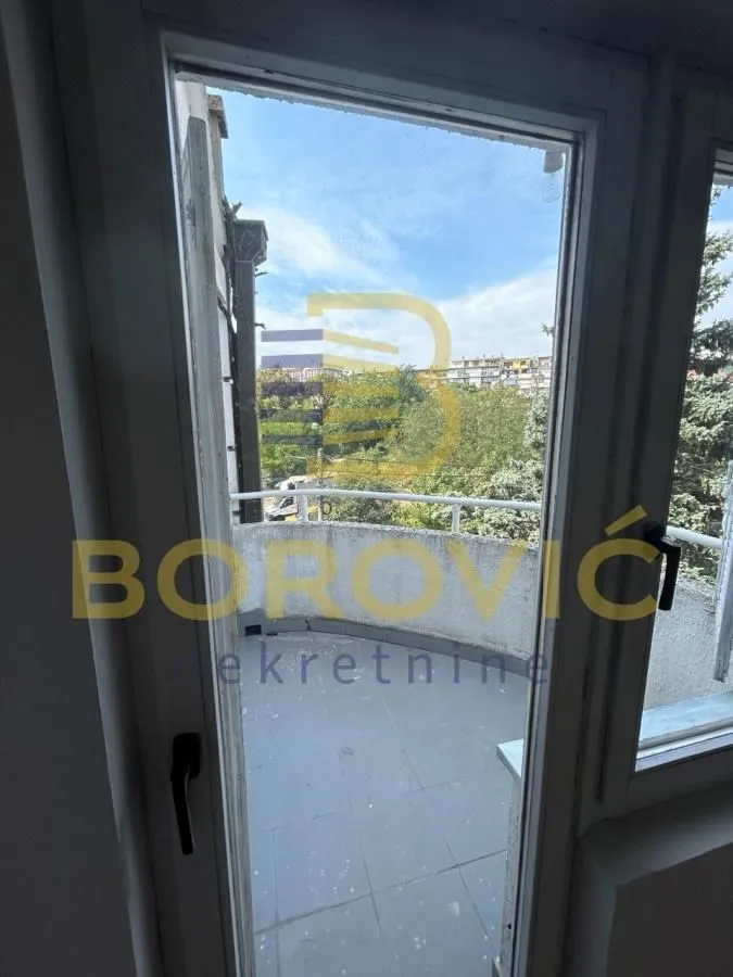 Sale, apartment, 176m², Autokomanda, Voždovac Sve Podlokacije