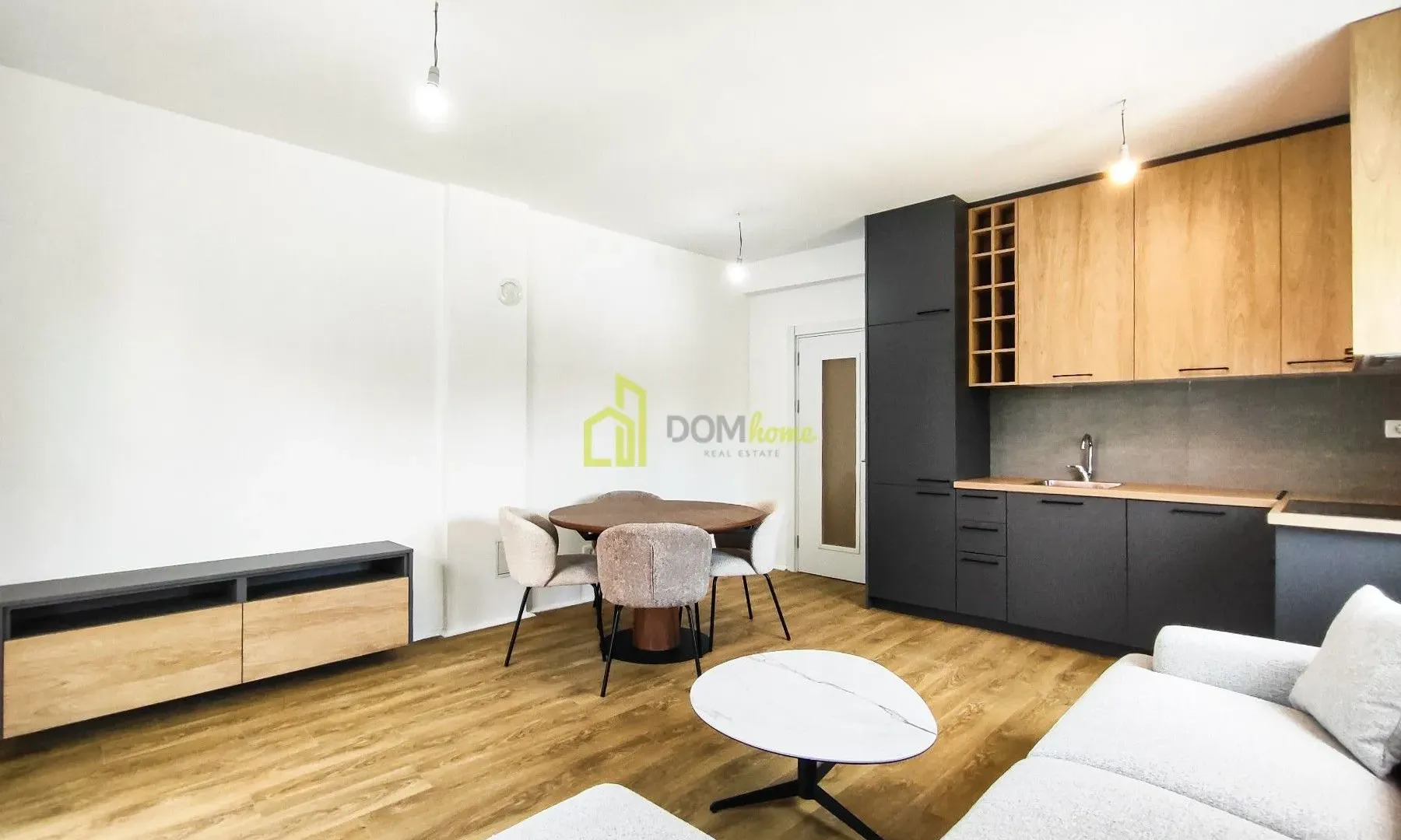 Prodaja, dvosoban stan, 64m², Cetinje, Crna Gora