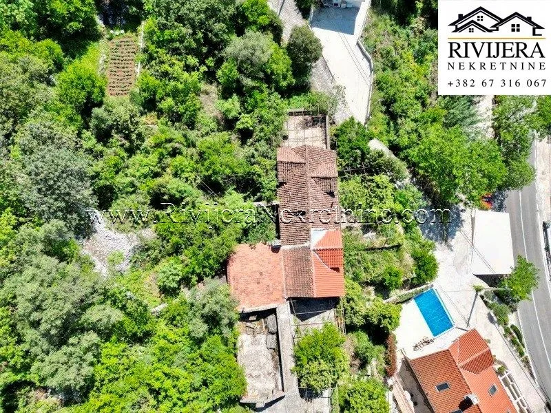 Prodaja, kuća, 169m², Dražin Vrt, Kotor