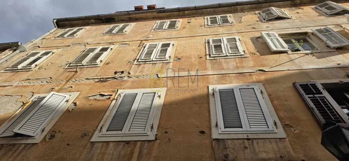 Prodaja, trosoban stan, 72m², Kotor, Crna Gora