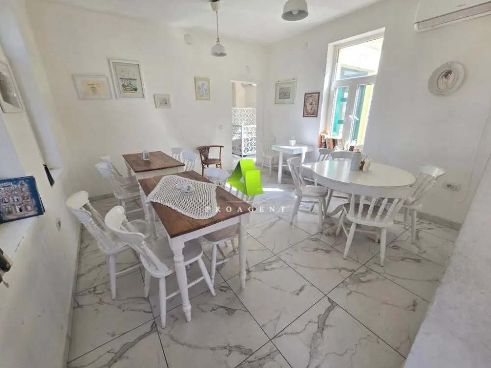 Rent, office space, 200m², Medijana, Niš