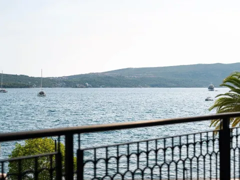 Prodaja, dvosoban stan, 107m², Porto Montenegro, Tivat - image 12