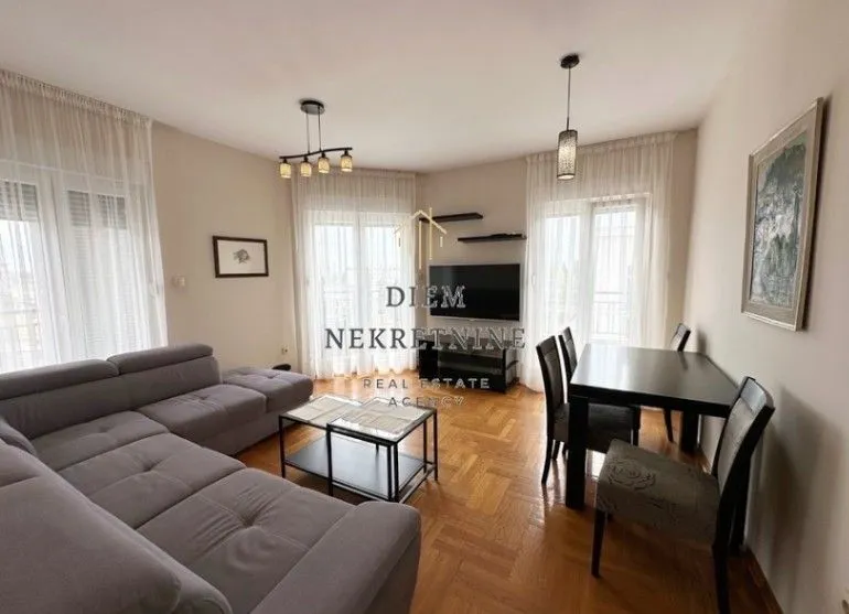 Izdavanje, dvosoban stan, 65m², Zabjelo, Podgorica