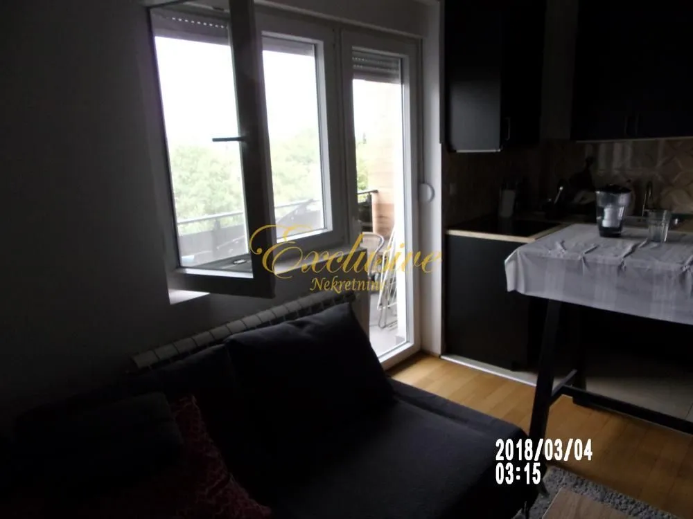 Prodaja, trosoban stan, 61m², Ledine, Beograd