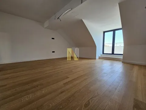 Sale, four bedroom apartment, 165m², Centar, Novi Sad - image 11