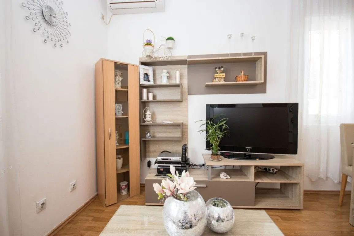 Stan na dan, jednosoban stan, 45m2, Centar, Bar