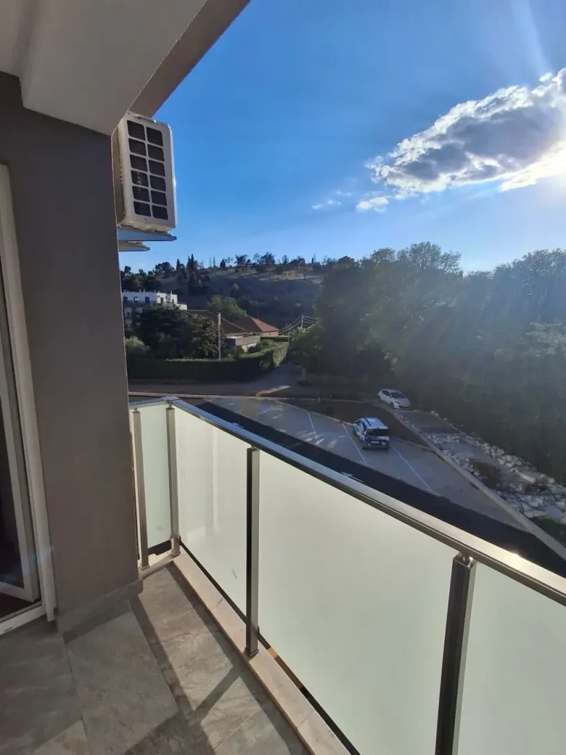 Rent, one bedroom apartment, 45m², Zlatica, Podgorica
