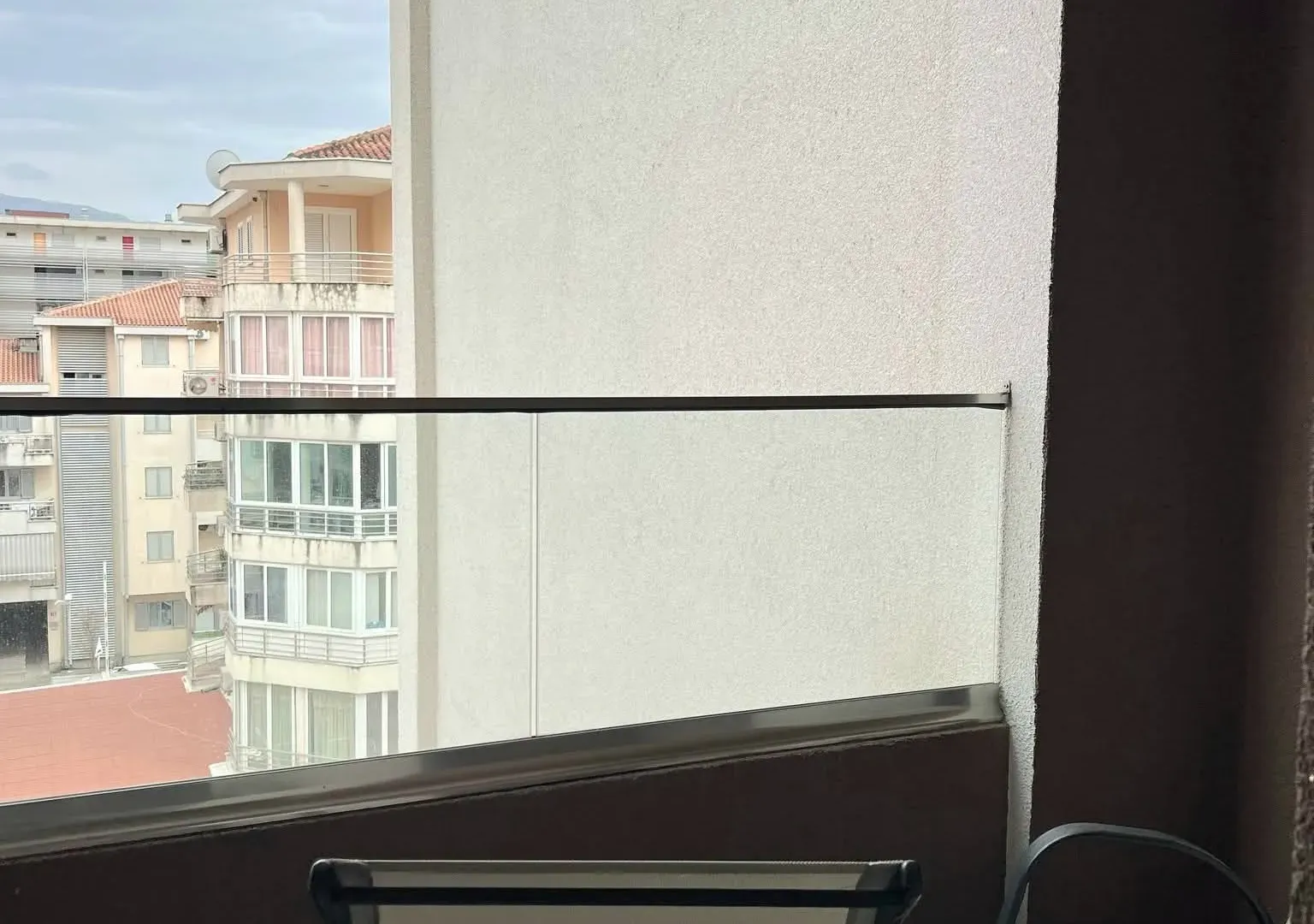 Izdavanje, dvosoban stan, 53m², Rozino, Budva