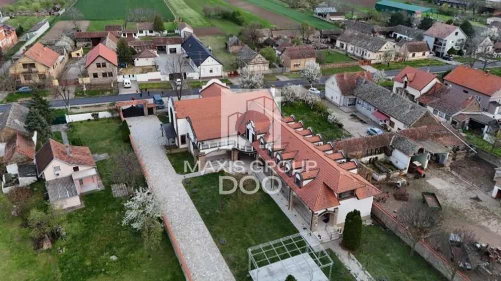 Prodaja, stan, 1080m², Surduk, Stara Pazova