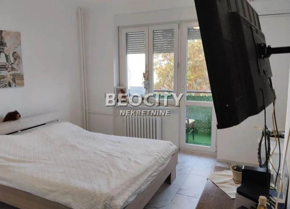 Sale, two bedroom apartment, 72m², Centar, Novi Sad