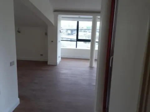 Izdavanje, četvorosoban stan, 155m², Savski Venac, Beograd - image 12