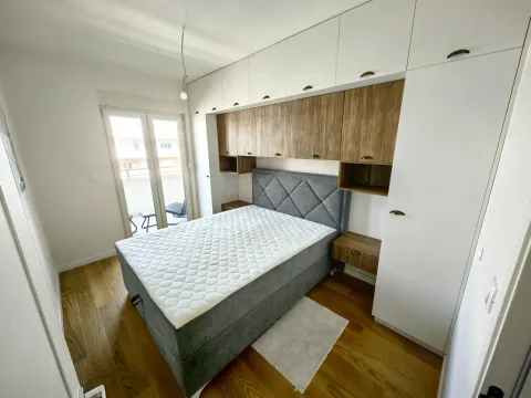 Prodaja, jednosoban stan, 49m², Central Point, Podgorica - image 2