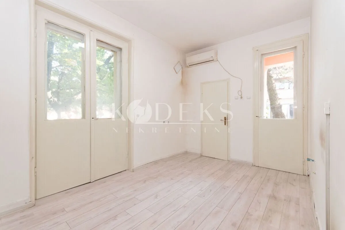 Rent, office space, 85m², Centar, Podgorica