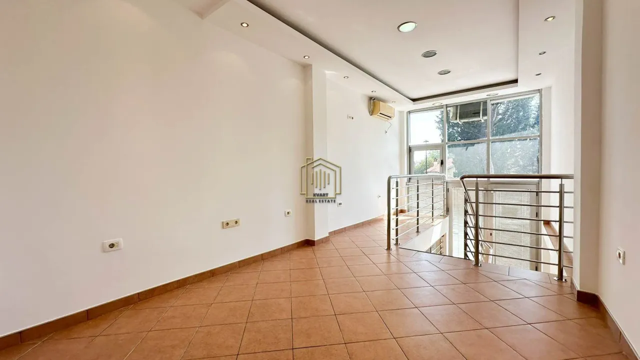 Izdavanje, poslovni prostor, 46m², Podgorica, Crna Gora