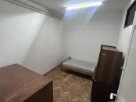 Izdavanje, kuća, 200m², Medaković Sve Podlokacije, Beograd - image 7