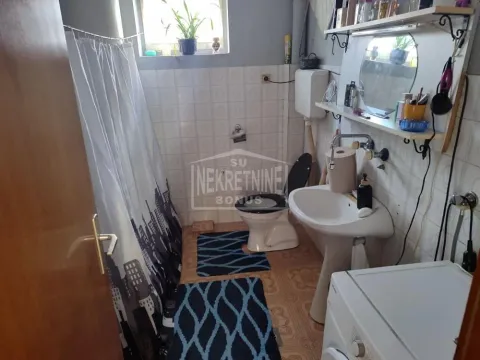 Prodaja, kuća, 136m², Železničko Naselje, Subotica - image 8