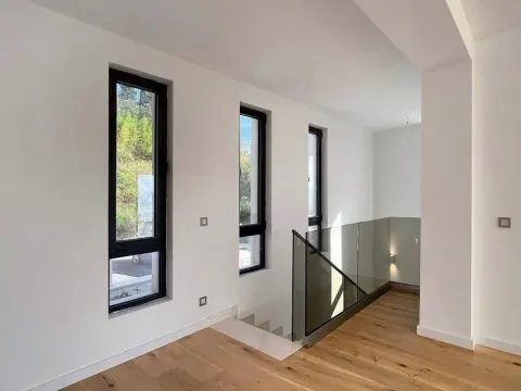 Prodaja, dvosoban stan, 98m², Donja Lastva, Tivat - image 2