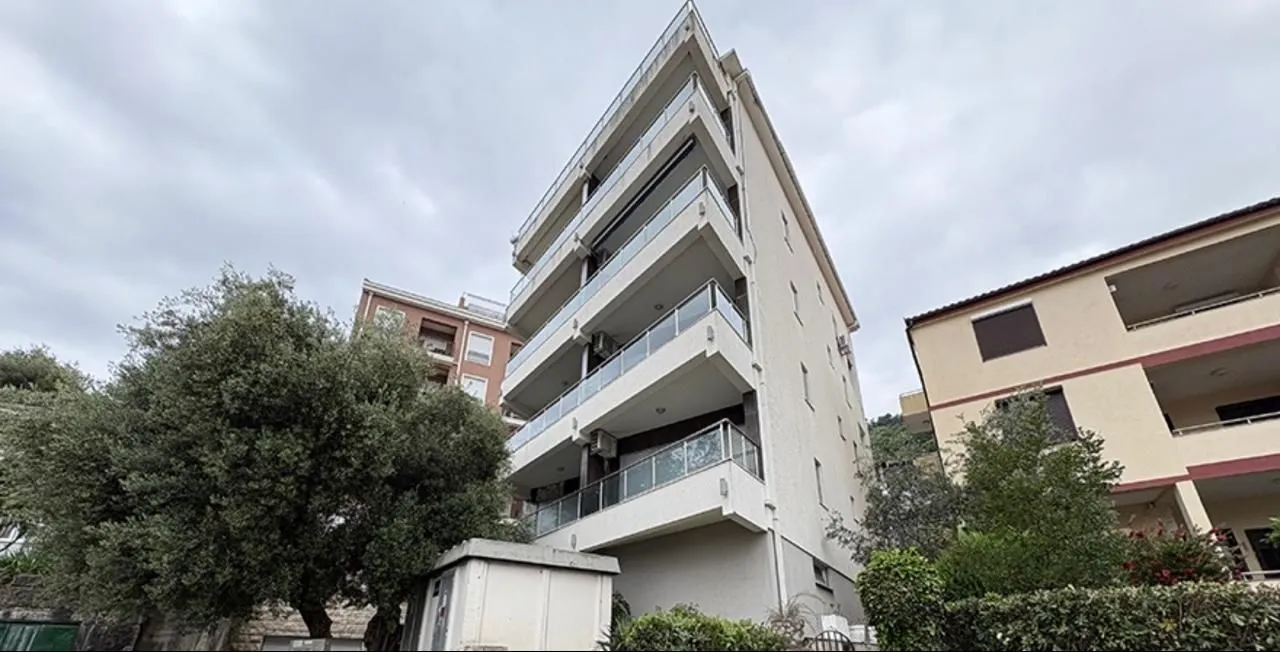 Sale, one bedroom apartment, 49m², Gospoština, Budva