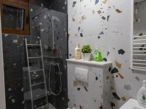 Izdavanje, kuća, 220m², Ćurilac, Danilovgrad - image 20